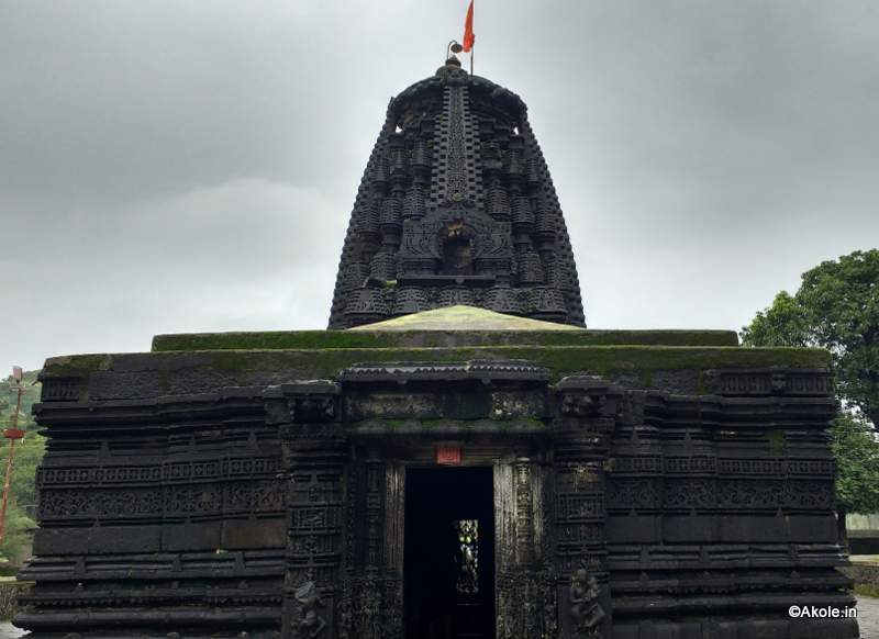 amruteshwar-temple-front-akole-tourism
